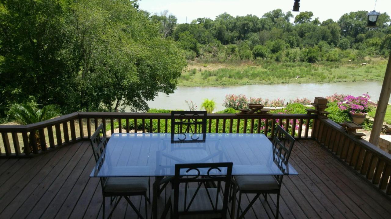 The Perry Riverhouse Bastrop Buitenkant foto